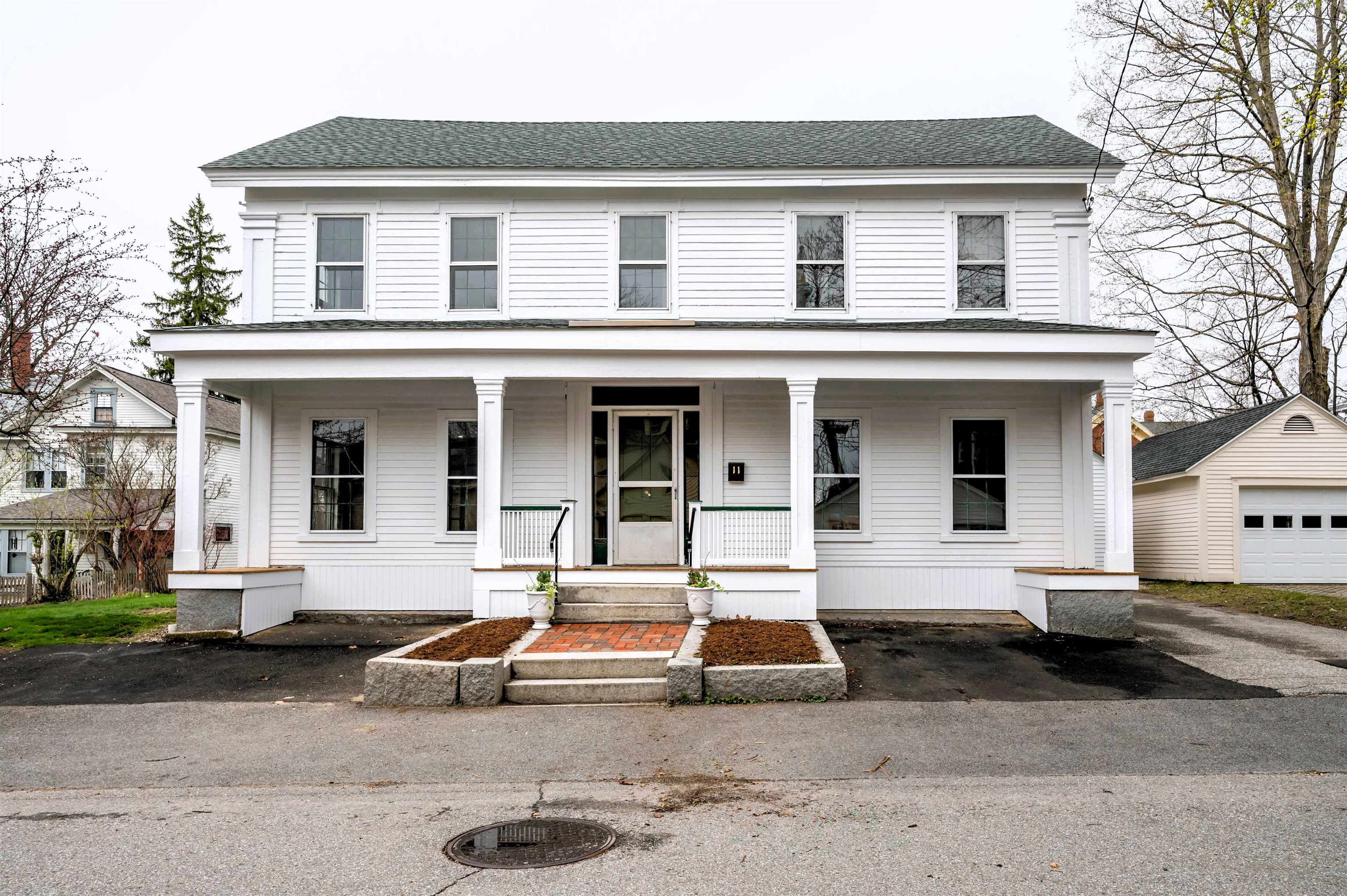 11 Summit Street
