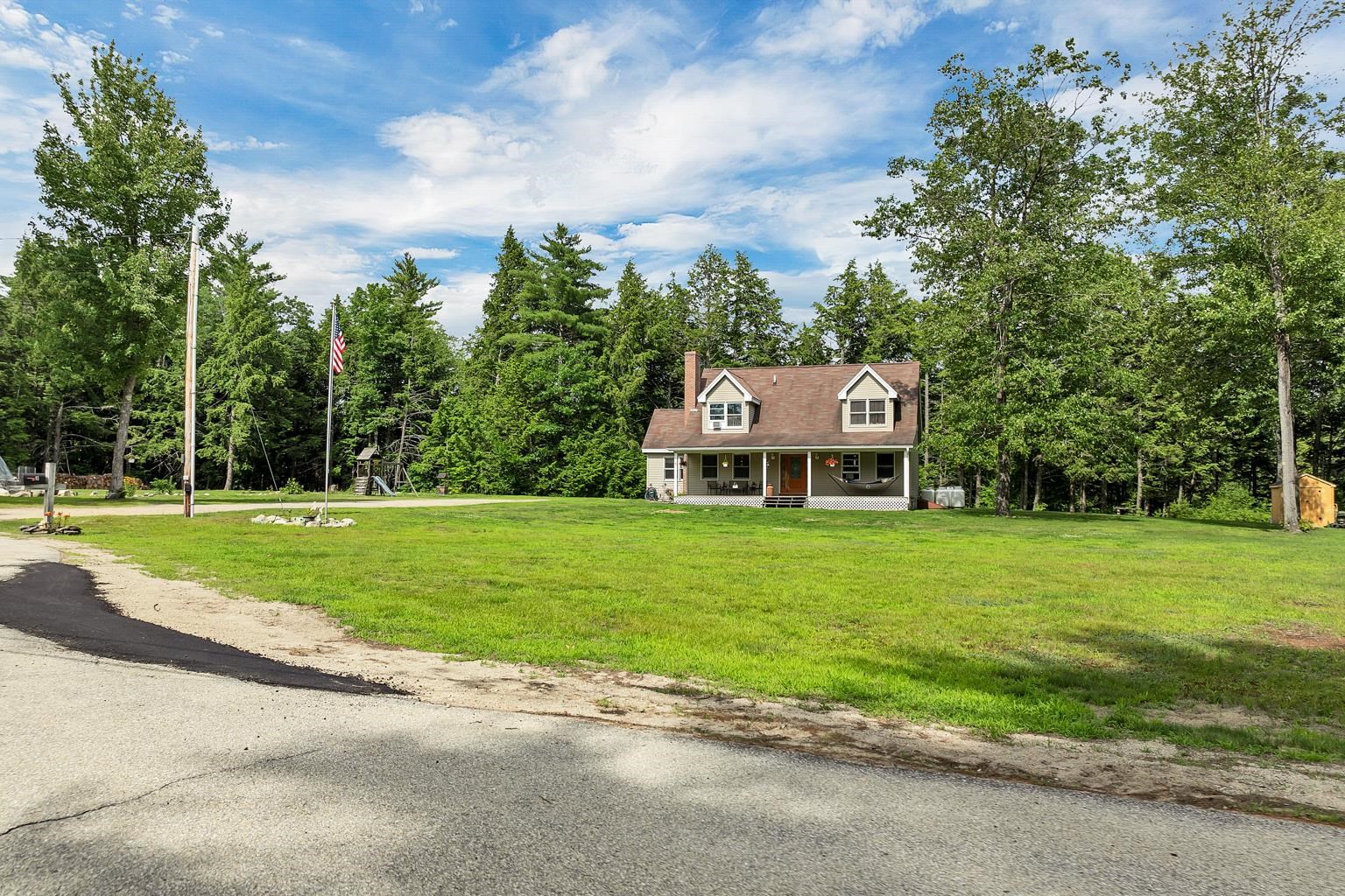 3 Holly Lane
