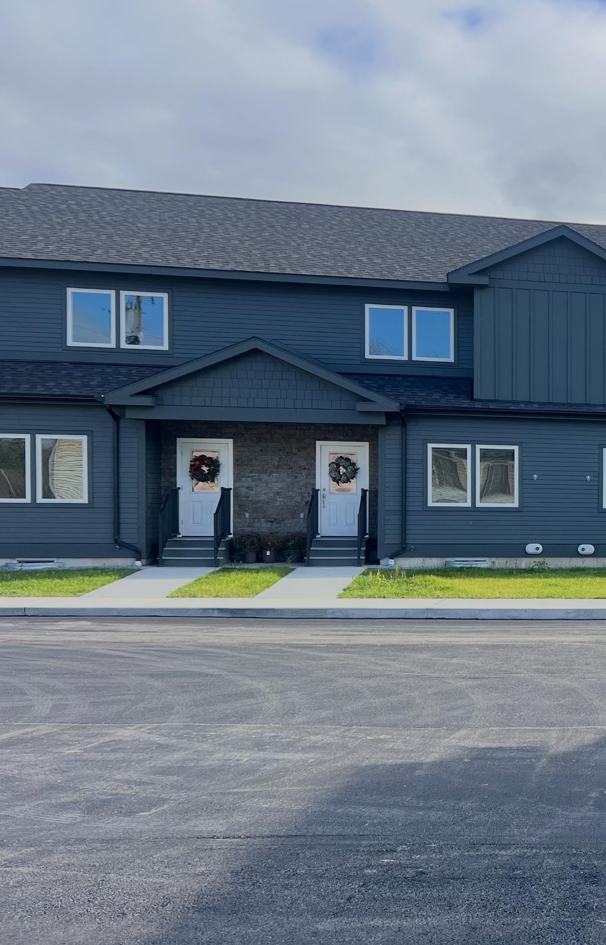 Vergennes, Vermont 05491, United States, 3 Bedrooms Bedrooms, ,2 BathroomsBathrooms,Residential,Active,44861