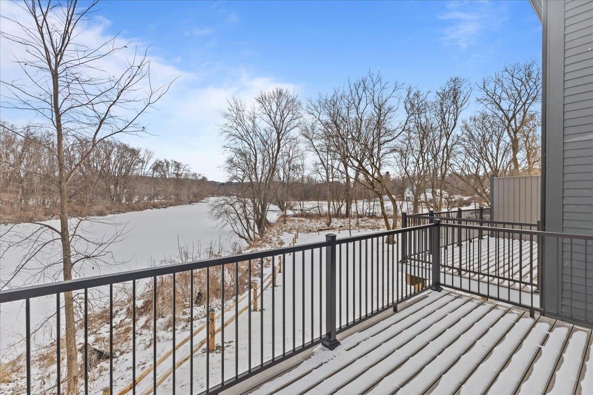 Vergennes, Vermont 05491, United States, 3 Bedrooms Bedrooms, ,2 BathroomsBathrooms,Residential,Active,44861