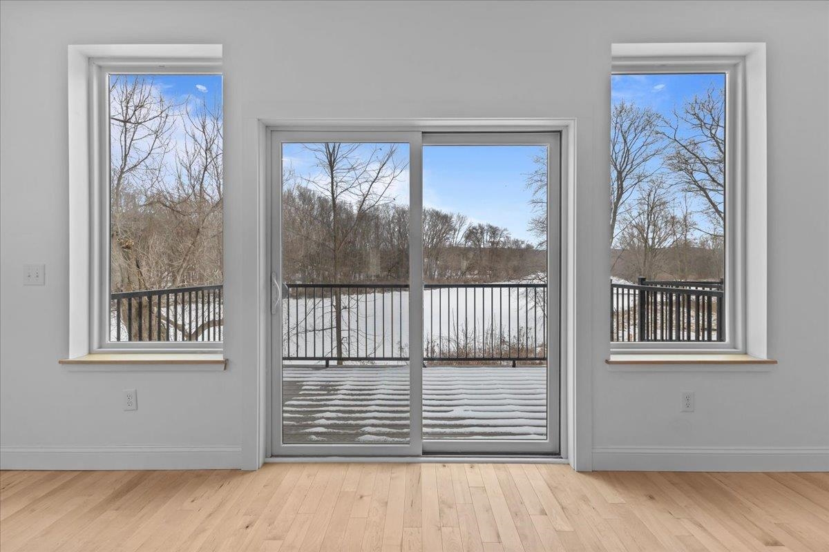 Vergennes, Vermont 05491, United States, 3 Bedrooms Bedrooms, ,2 BathroomsBathrooms,Residential,Active,44861