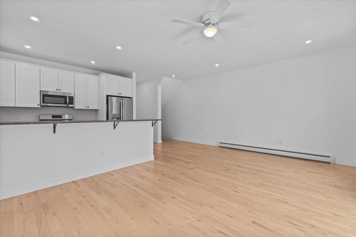 Vergennes, Vermont 05491, United States, 3 Bedrooms Bedrooms, ,2 BathroomsBathrooms,Residential,Active,44861