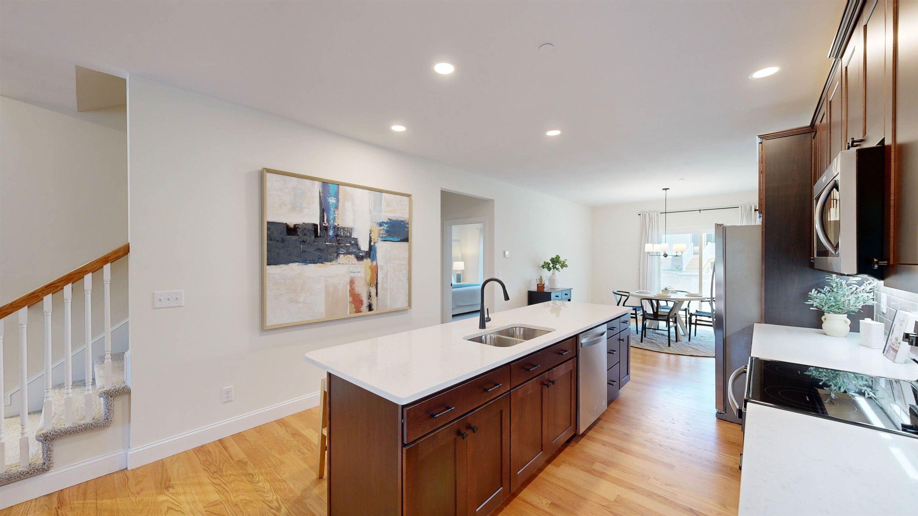 2 Chesterfield Lane 11B