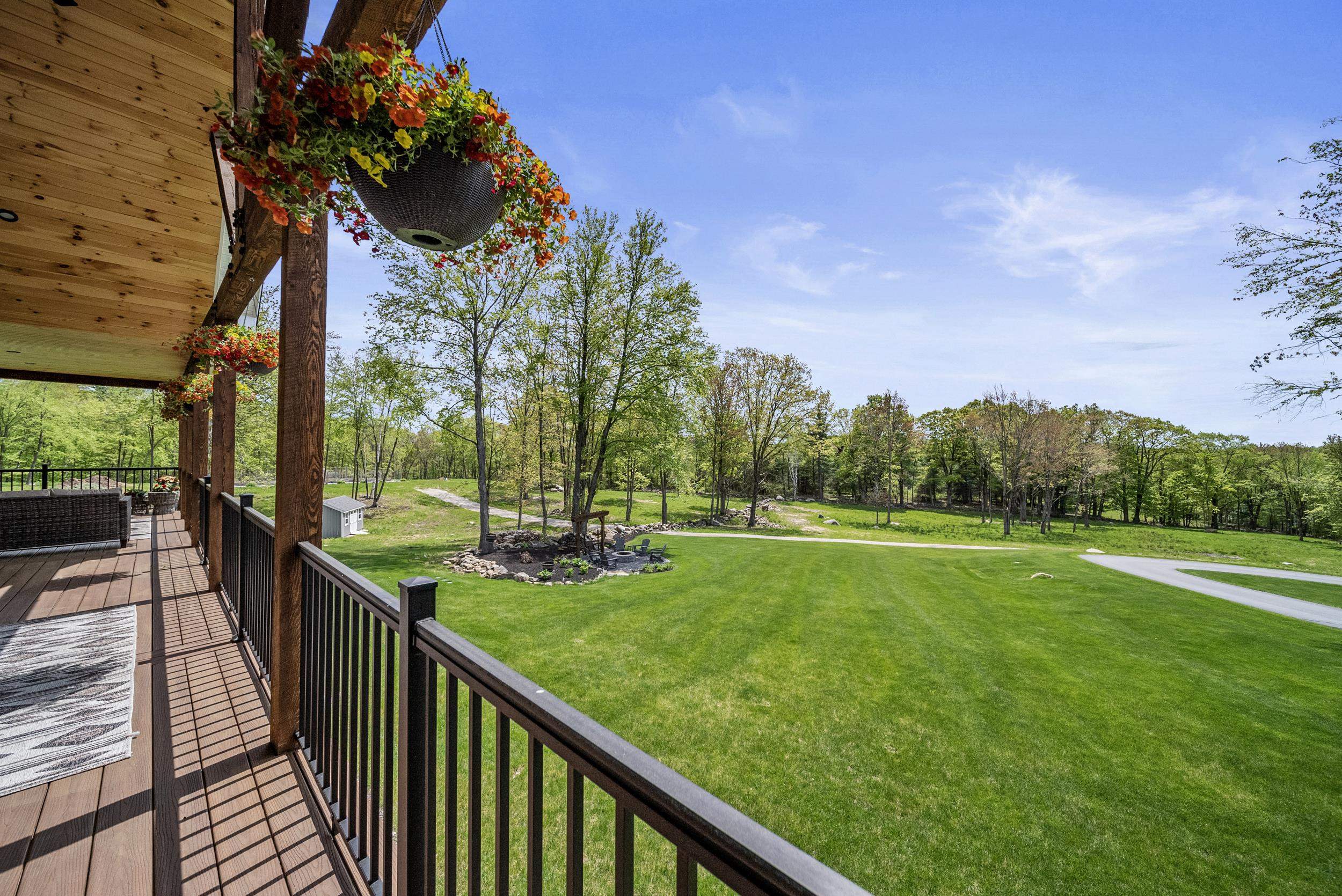 72 Pinnacle Road