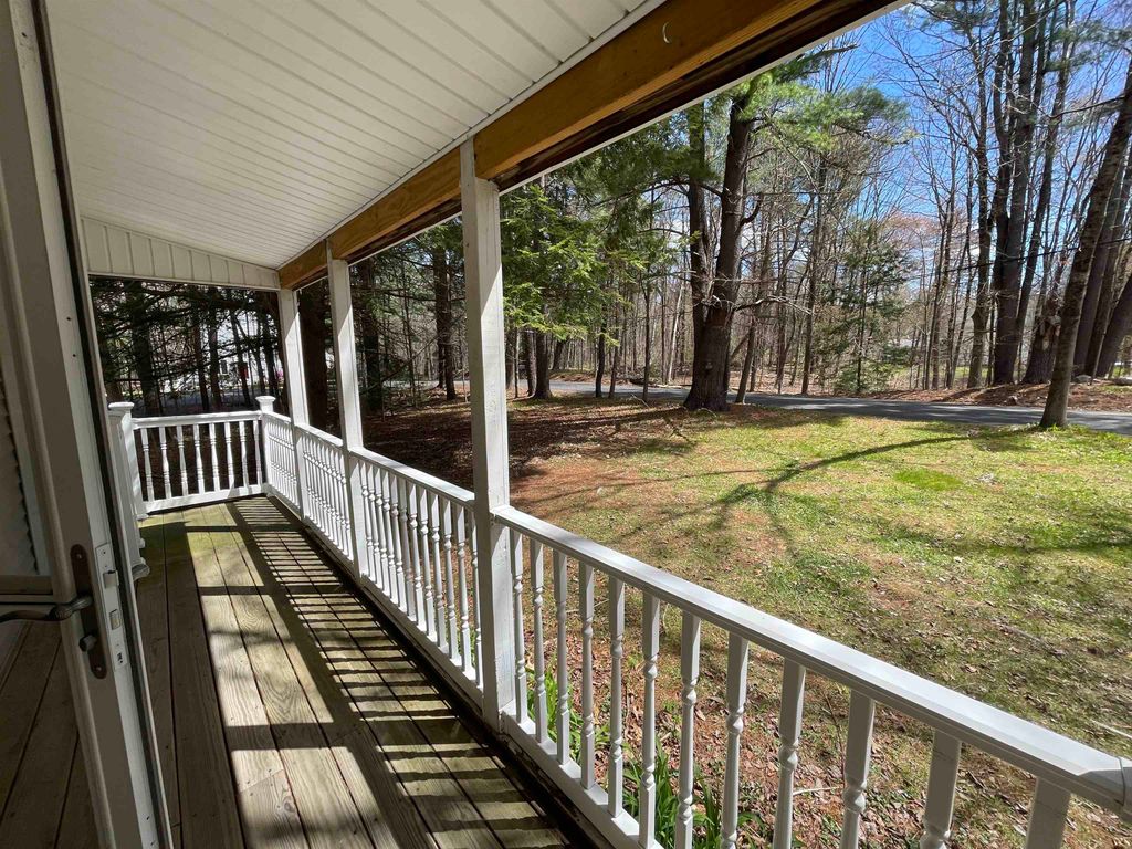 Photo of 10 Thorne Road #Cottage, Kingston, NH 03848 (MLS # 5086719)