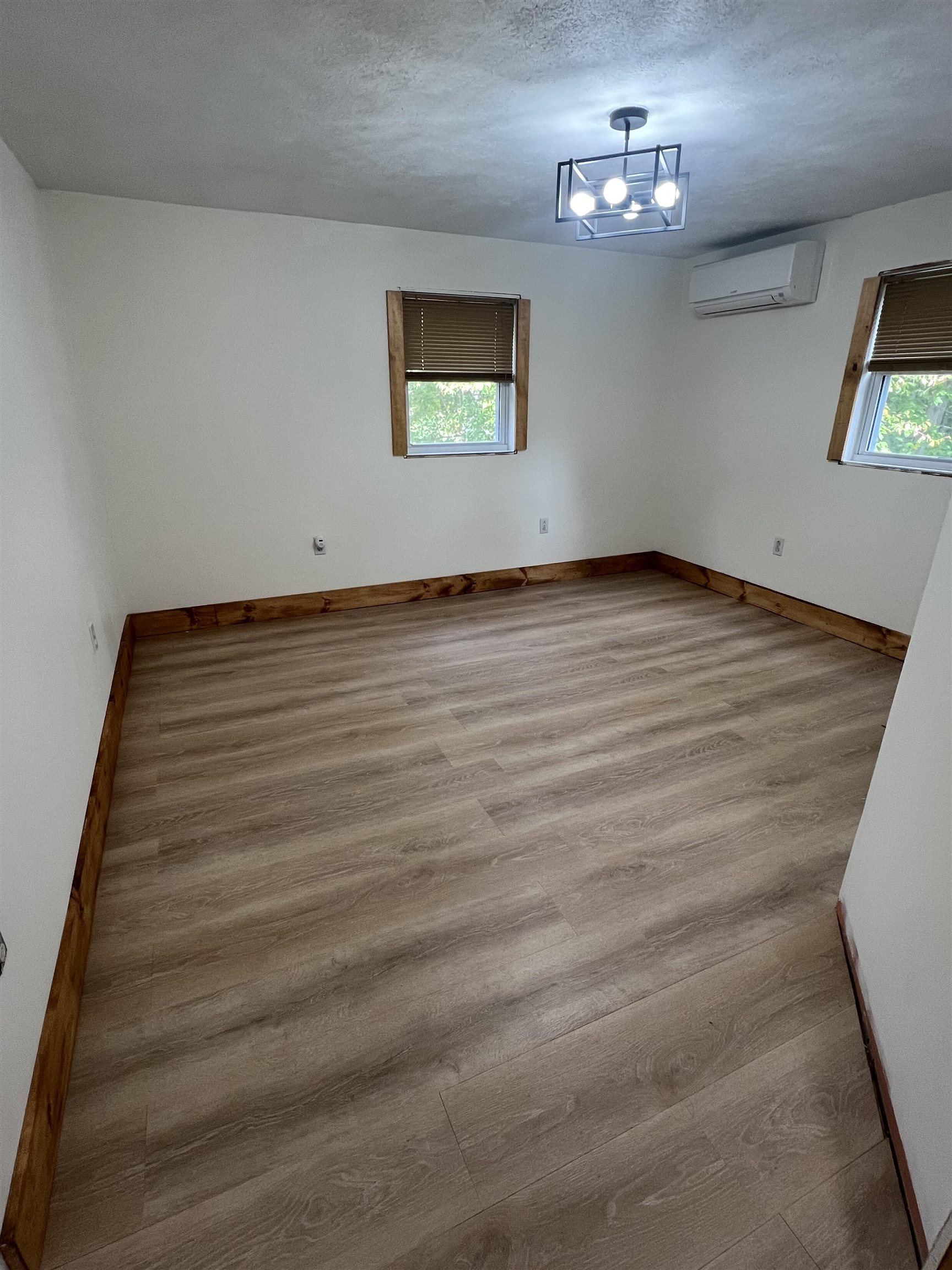 192 Dorrs Corner Road B