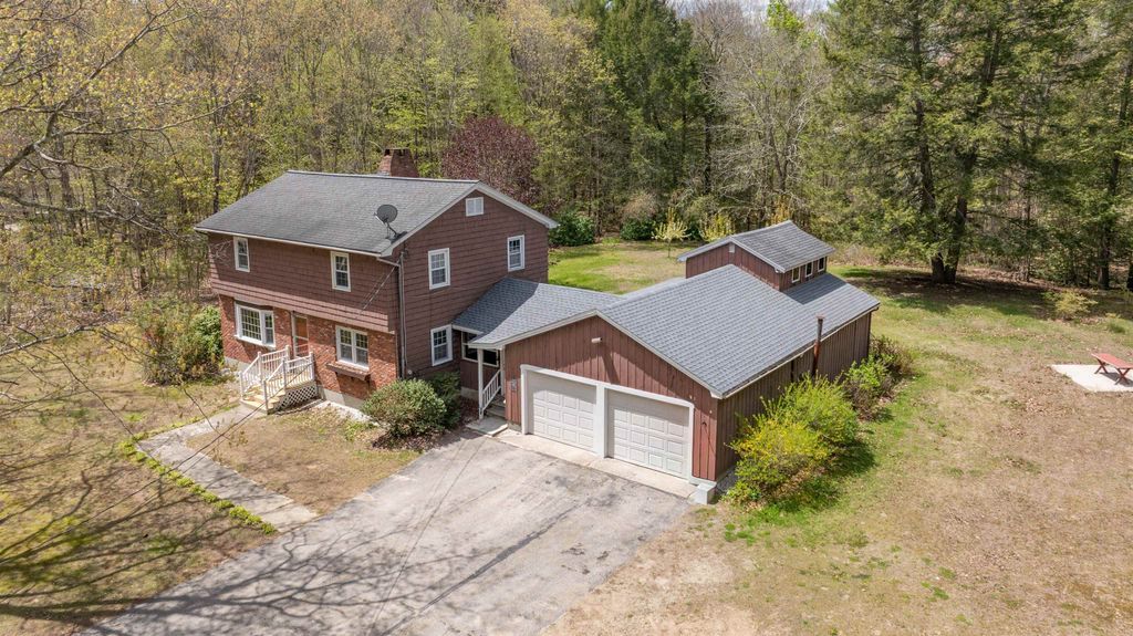 Photo of 54 Towle Road, Chester, NH 03036 (MLS # 5088749)