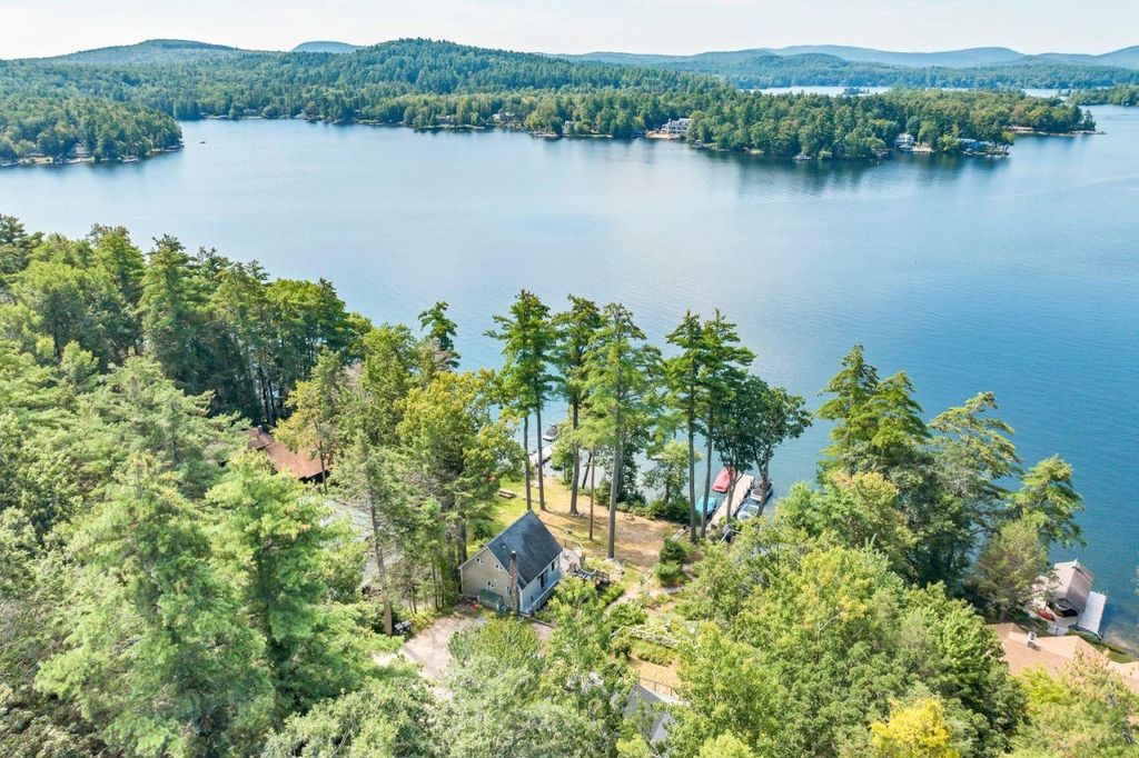 Photo of 92 Canopache Road, Wolfeboro, NH 03894 (MLS # 5076277)