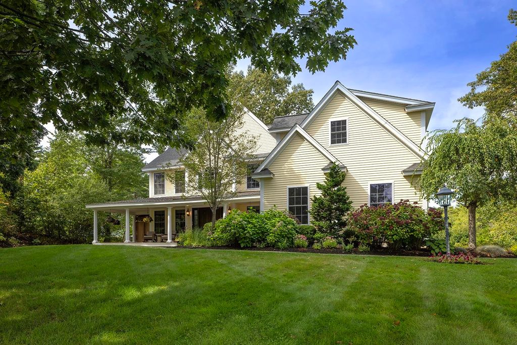 Photo of 69 Gosport Road, Portsmouth, NH 03801 (MLS # 5061513)