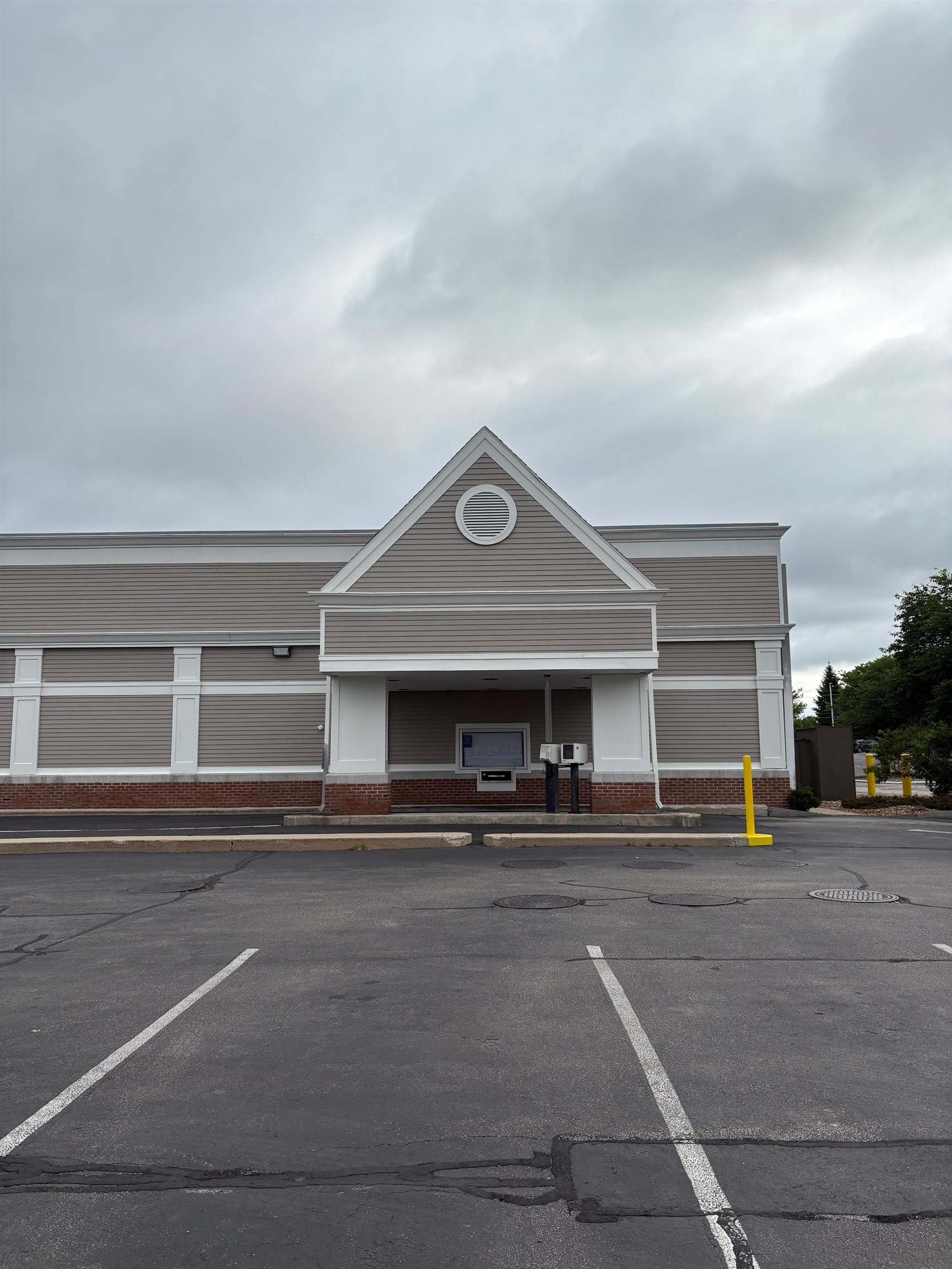 123 Nashua Road Building 2