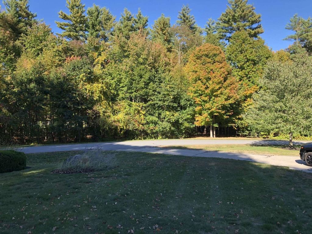 Photo of 15 Bootland Farm Road, Newton, NH 03858 (MLS # 5067758)