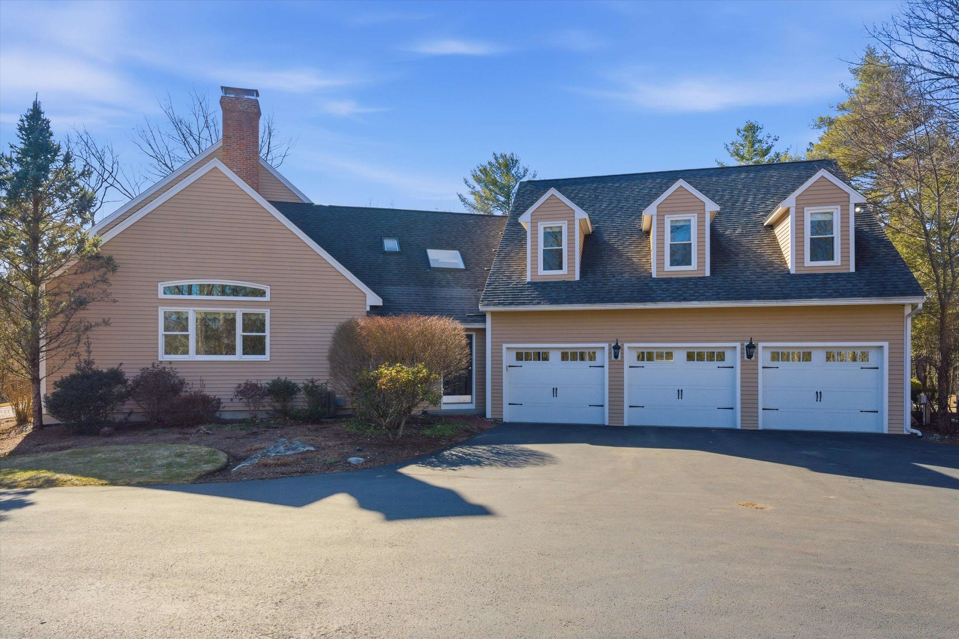 12 Village Woods Drive