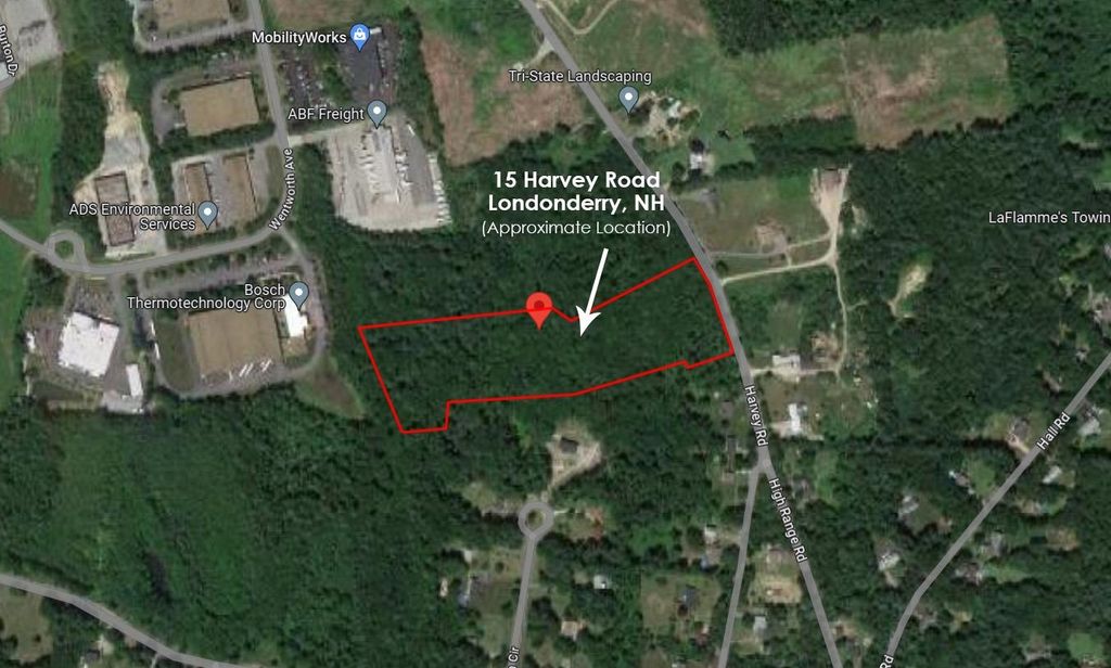 Photo of 15 Harvey Road, Londonderry, NH 03053 (MLS # 4980876)