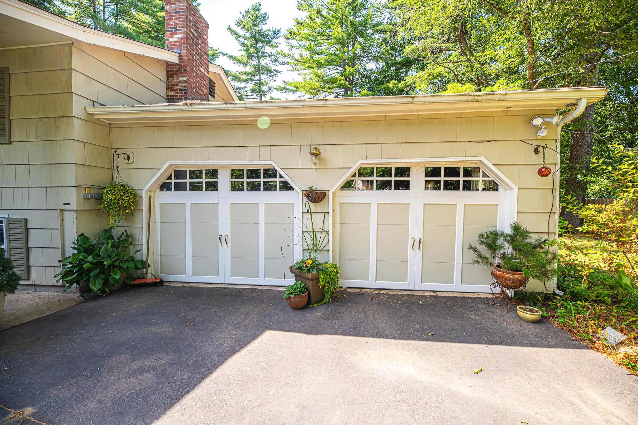 12 Fernwood Drive