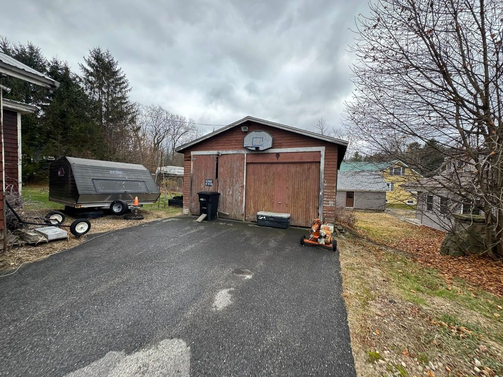 Photo of 13 Hawthorne Street, Plymouth, NH 03264 (MLS # 5072276)