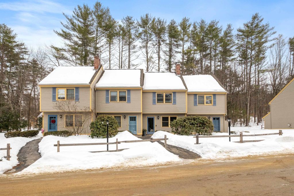 Photo of 35 Lakewood Pines Road #3, Bristol, NH 03222 (MLS # 5077355)