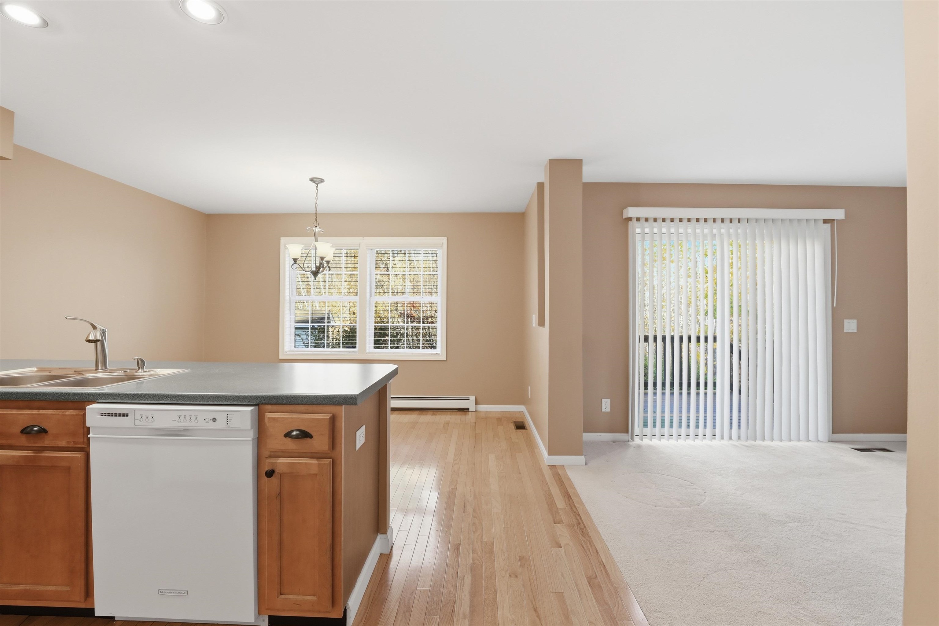 1465 Hooksett Road 1004