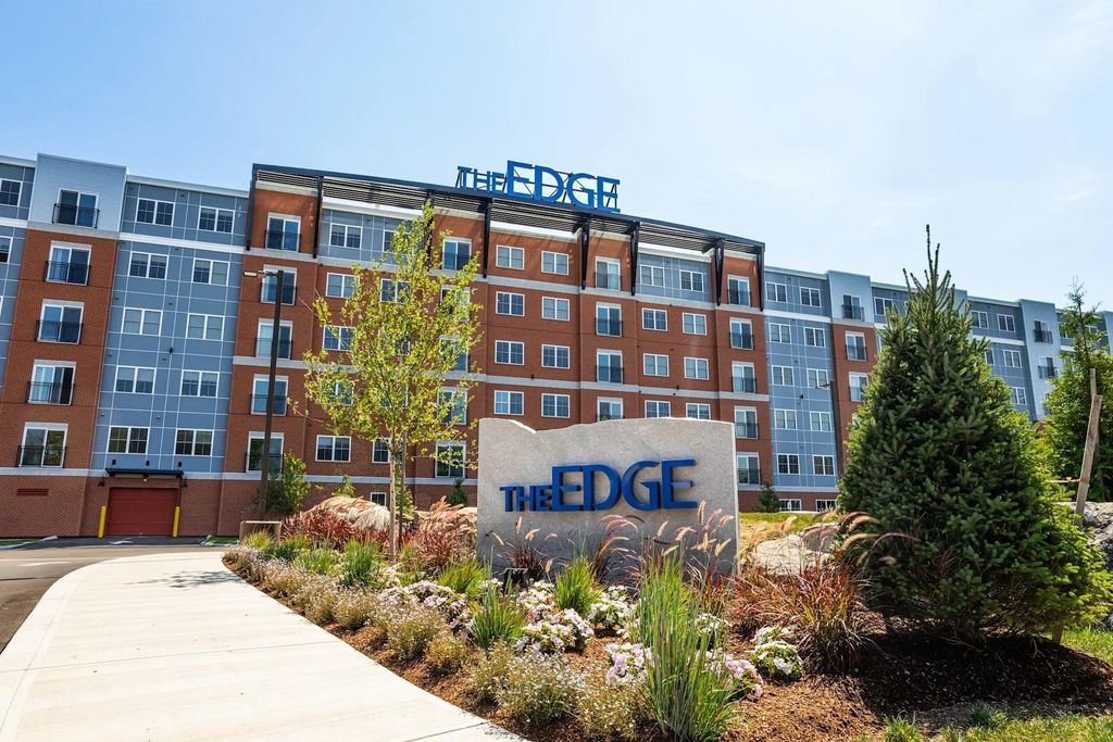 Photo of 303 Dunbar Street #223, Manchester, NH 03103 (MLS # 5080464)