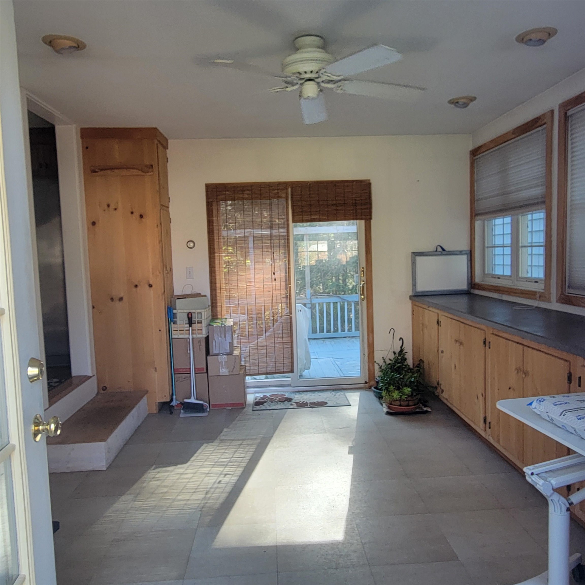 33 Currier Road