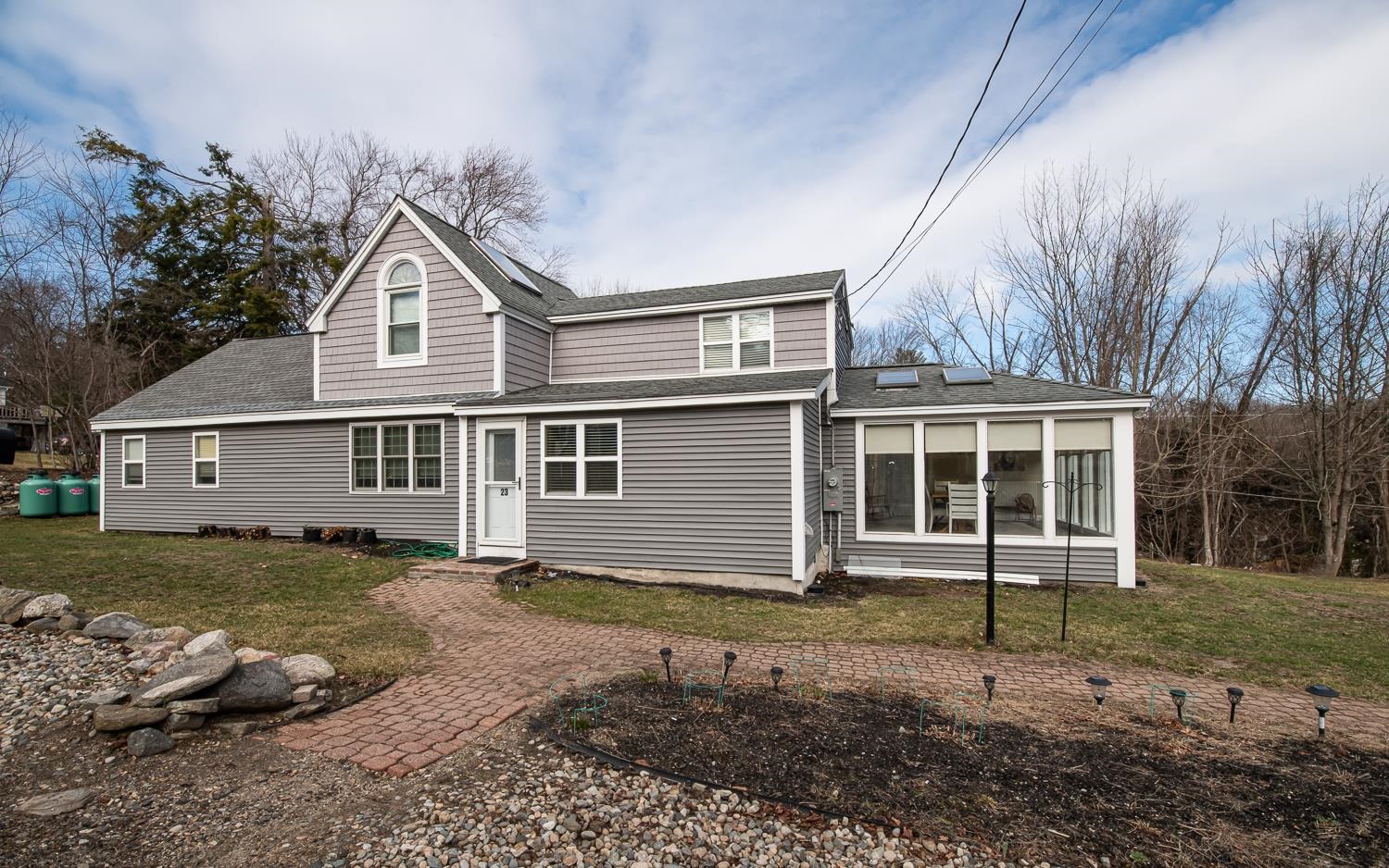 Atkinson, New Hampshire 03811, United States, 4 Bedrooms Bedrooms, ,2 BathroomsBathrooms,Residential,Active,168839