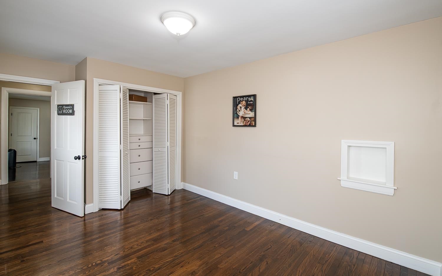 Atkinson, New Hampshire 03811, United States, 4 Bedrooms Bedrooms, ,2 BathroomsBathrooms,Residential,Active,168839