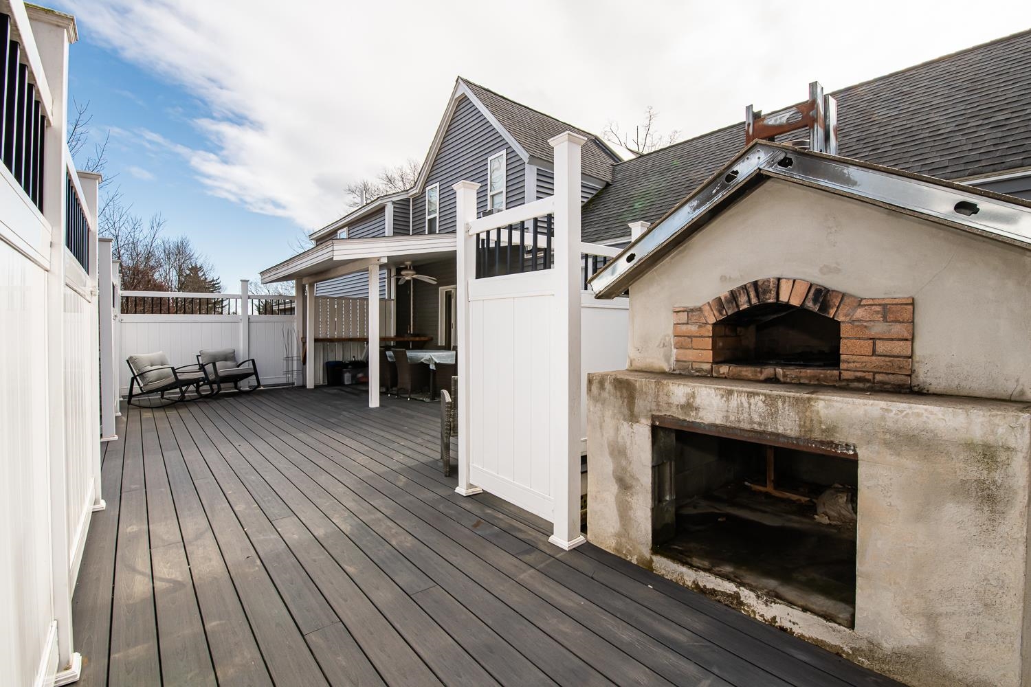 Atkinson, New Hampshire 03811, United States, 4 Bedrooms Bedrooms, ,2 BathroomsBathrooms,Residential,Active,168839