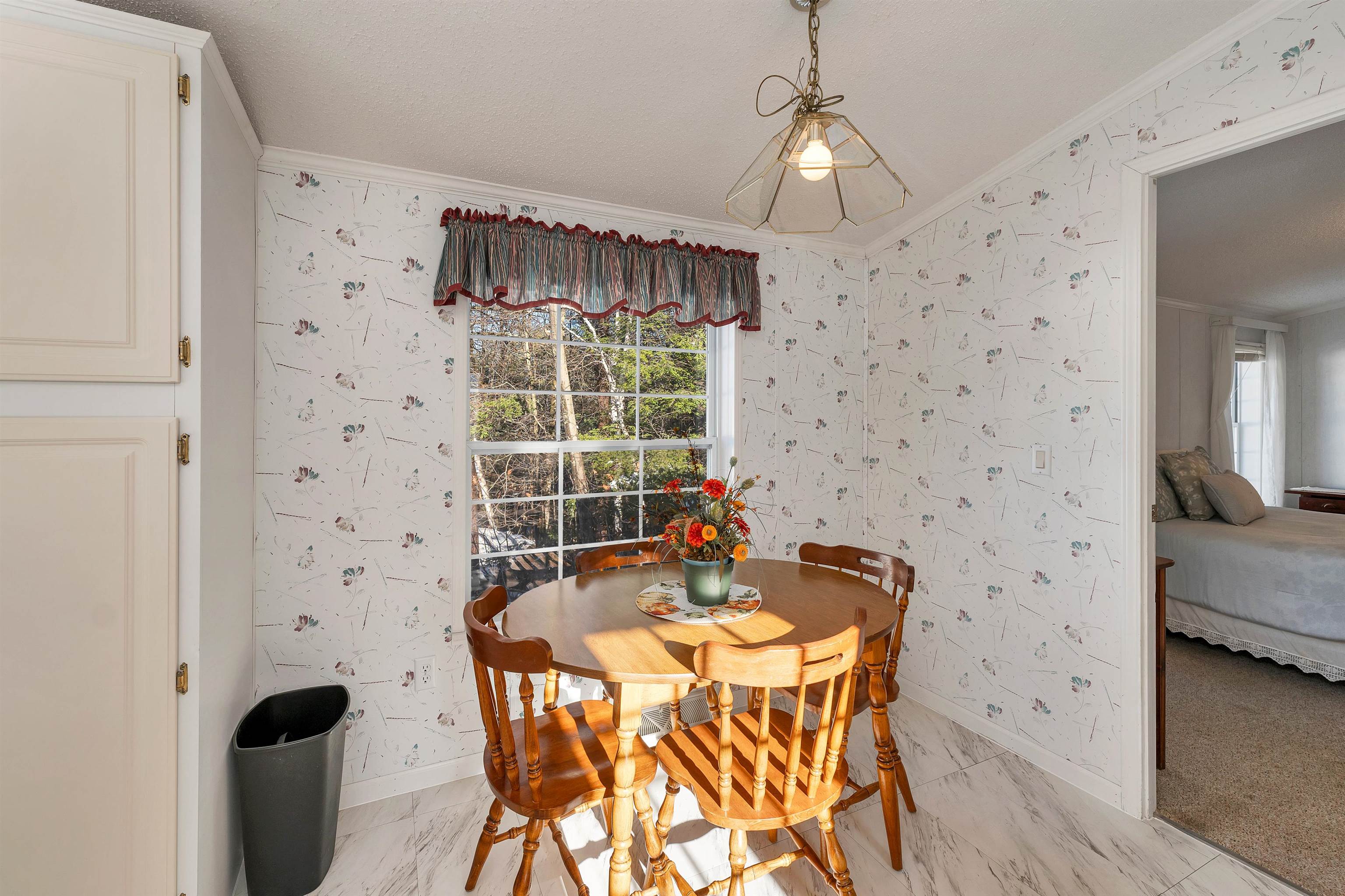 Laconia, New Hampshire 03246, United States, 2 Bedrooms Bedrooms, ,2 BathroomsBathrooms,Residential,Pending,21681