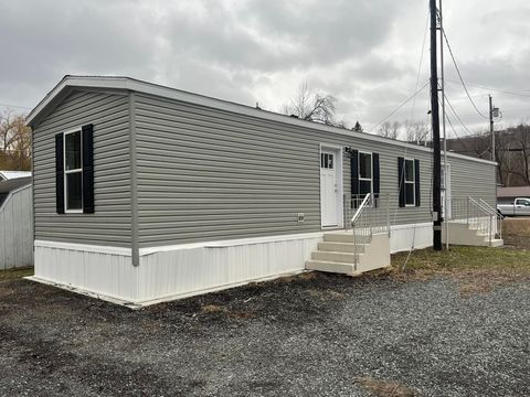 15 Blake Drive Pownal VT 05261