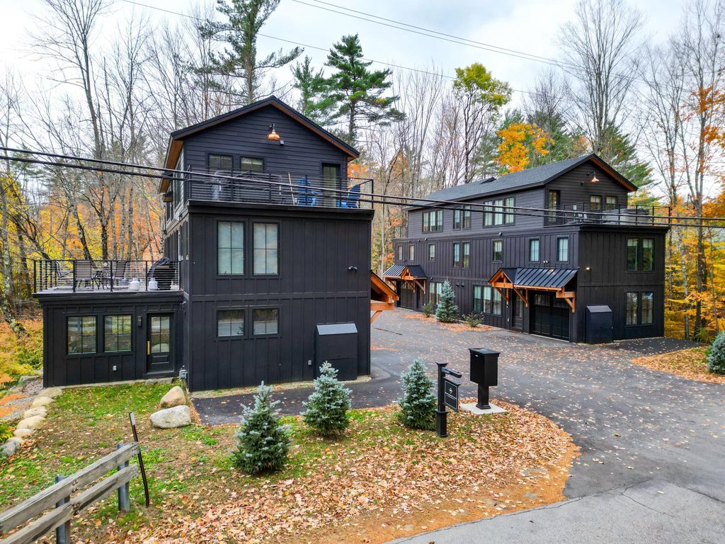 Photo of 137 Skimobile Road #3, Conway, NH 03860 (MLS # 5067808)