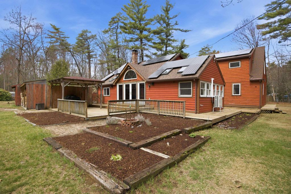 Photo of 20 Ruby Lane, Tilton, NH 03276 (MLS # 5084595)
