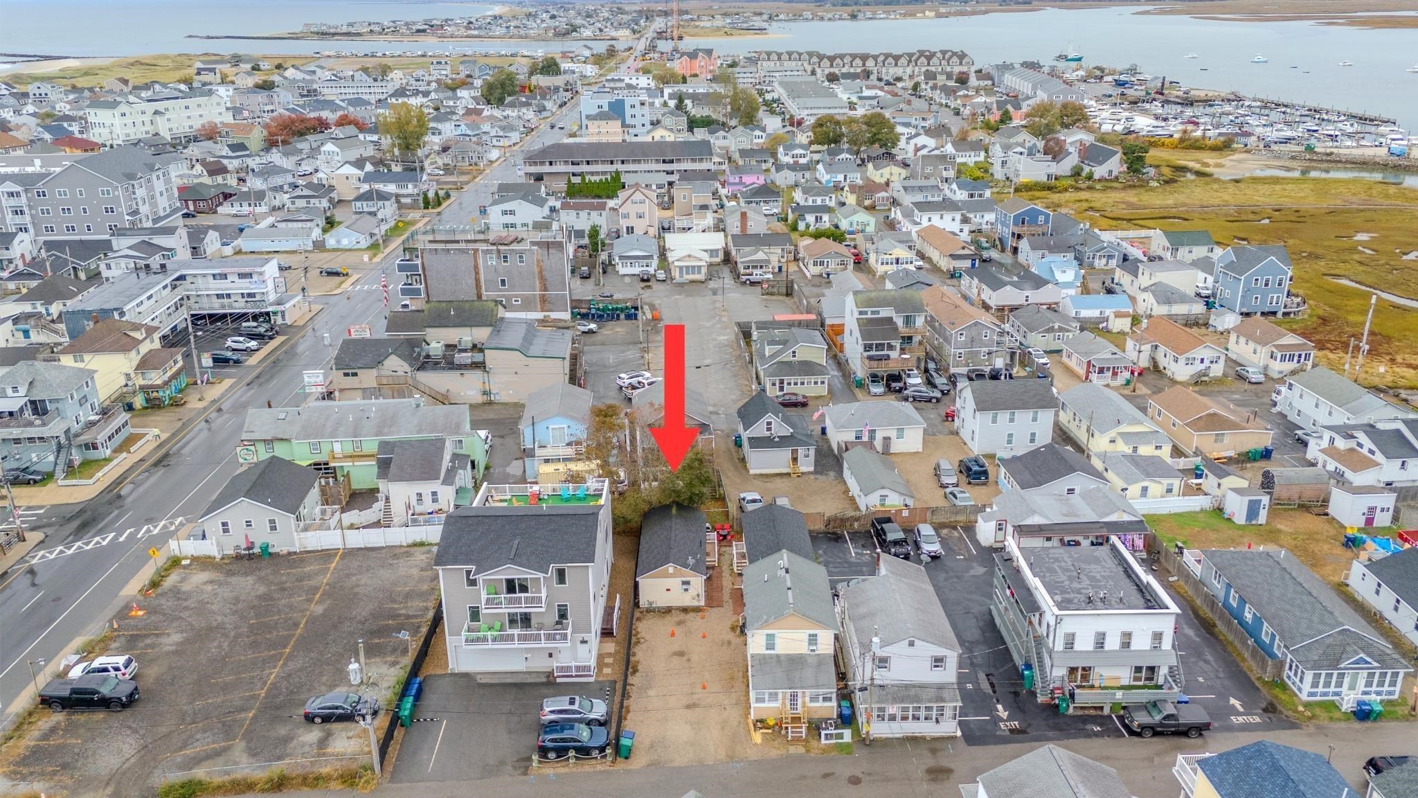7 Perkins Avenue C
