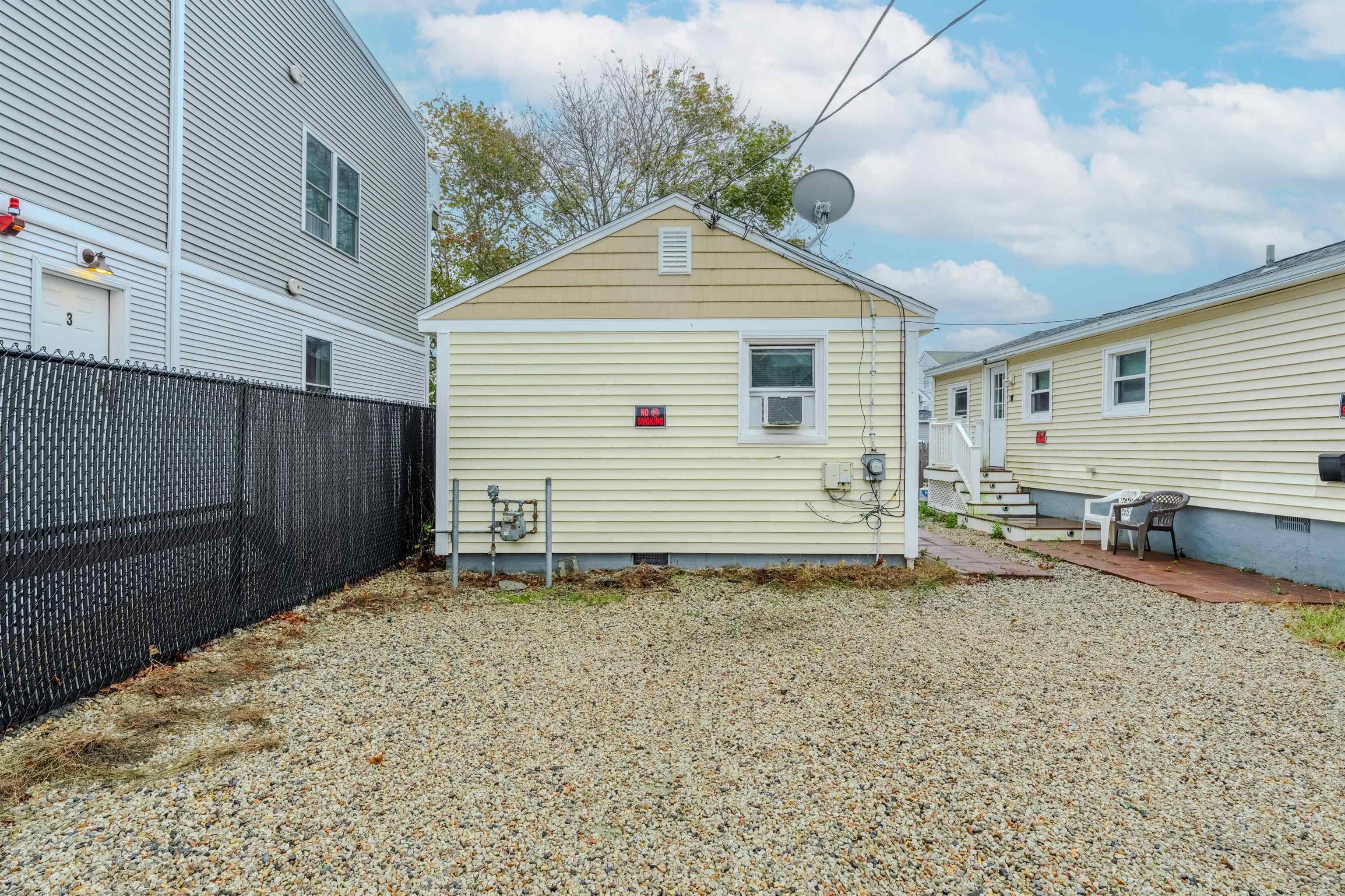 7 Perkins Avenue C