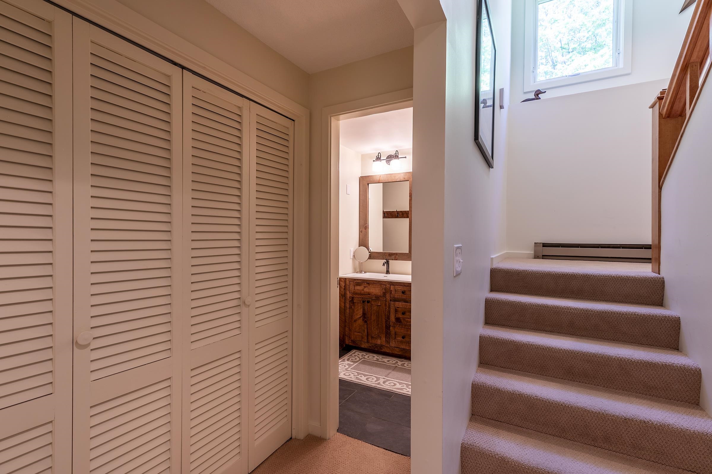 Stratton, Vermont 05155, United States, 4 Bedrooms Bedrooms, ,3 BathroomsBathrooms,Residential,Active,159729