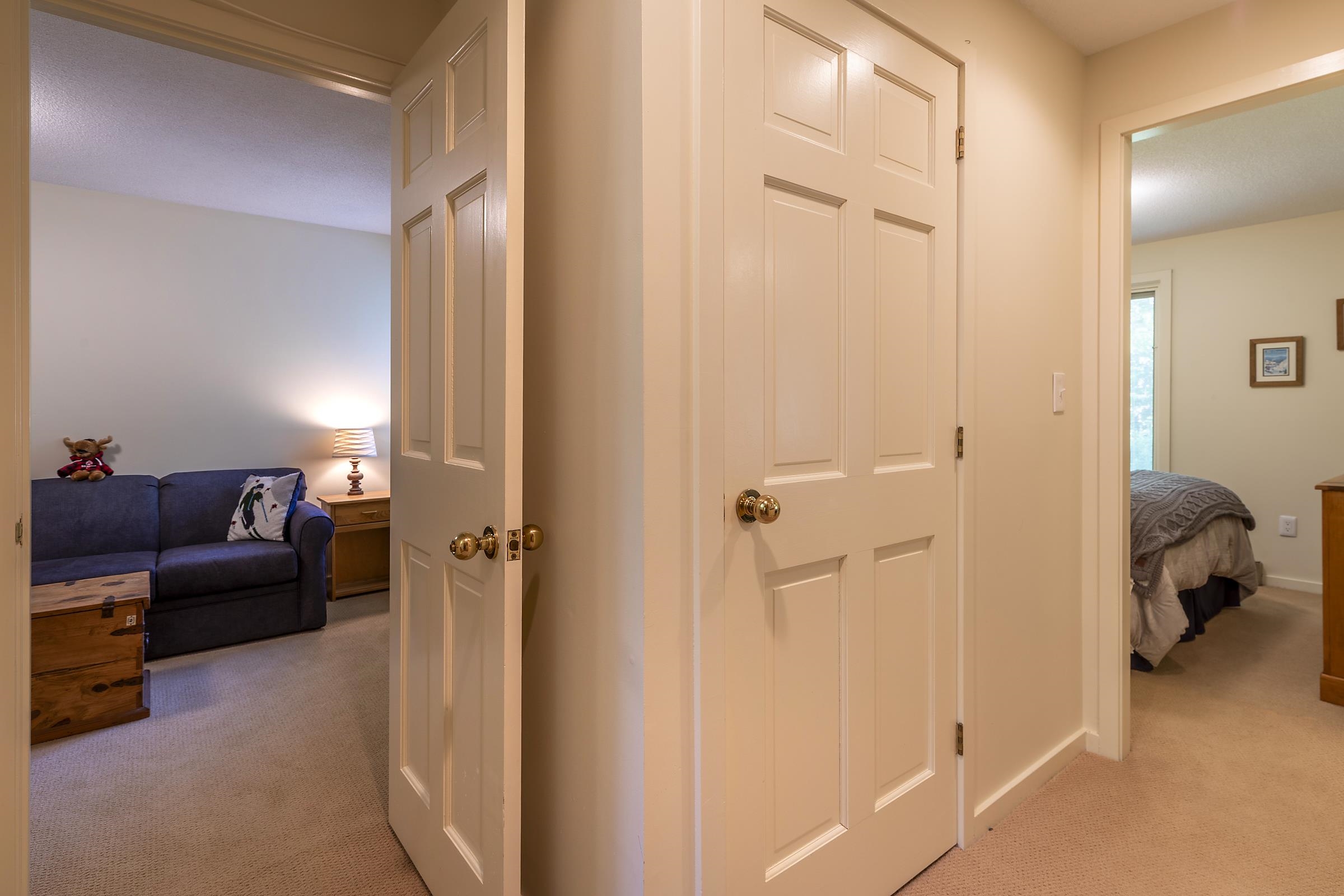 Stratton, Vermont 05155, United States, 4 Bedrooms Bedrooms, ,3 BathroomsBathrooms,Residential,Active,159729