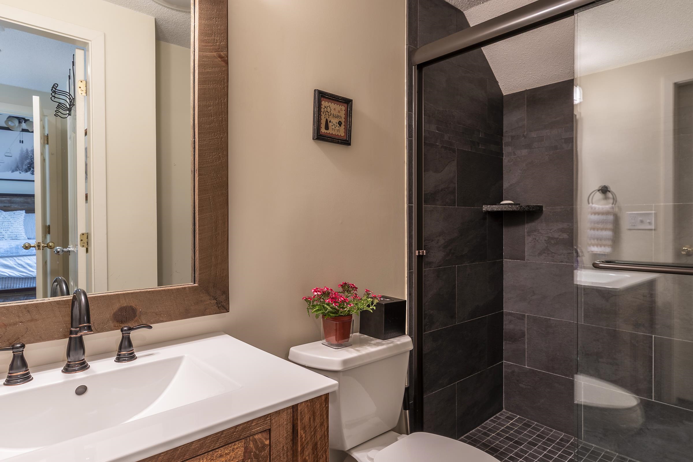 Stratton, Vermont 05155, United States, 4 Bedrooms Bedrooms, ,3 BathroomsBathrooms,Residential,Active,159729