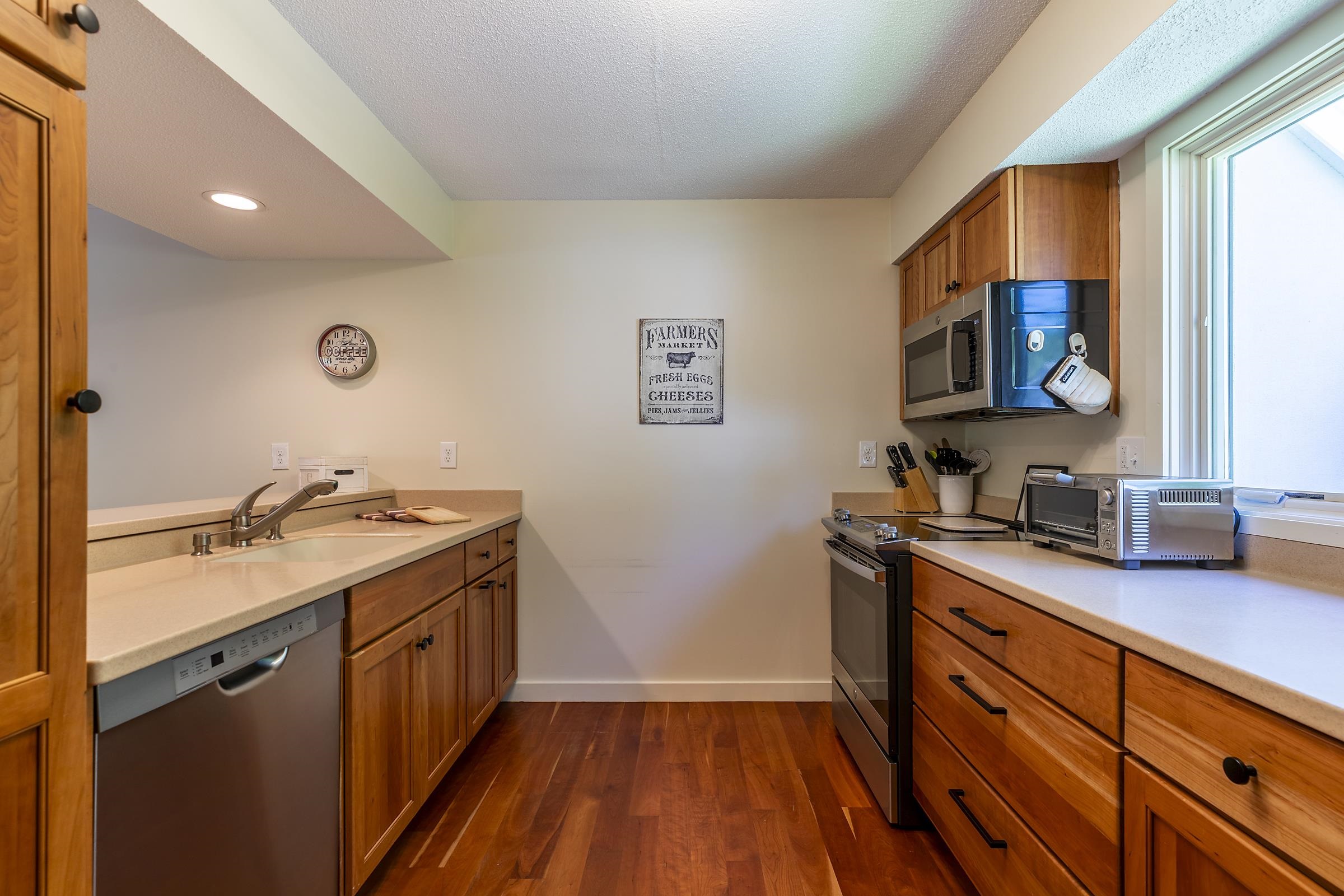 Stratton, Vermont 05155, United States, 4 Bedrooms Bedrooms, ,3 BathroomsBathrooms,Residential,Active,159729