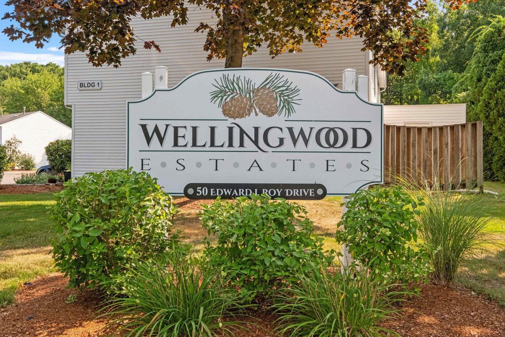 Photo of 50 Edward J Roy Drive #29, Manchester, NH 03104 (MLS # 5068769)