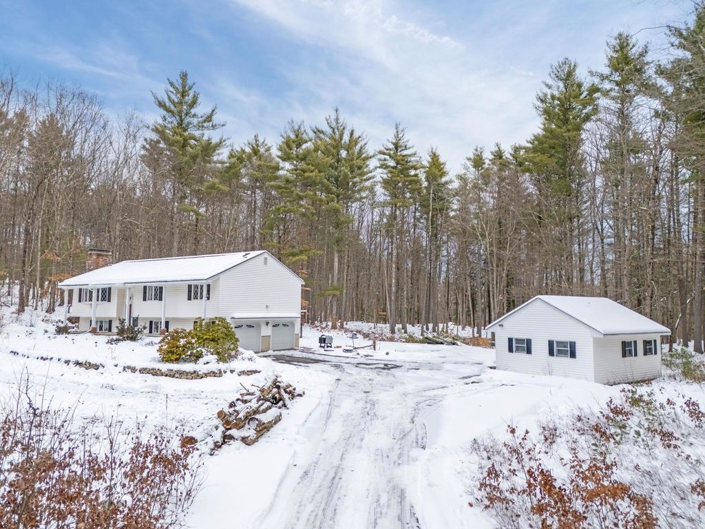 Photo of 27 South Bow Road, Bow, NH 03304 (MLS # 5072100)