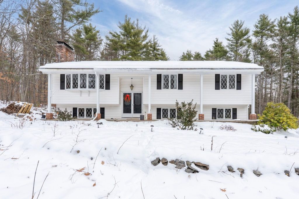 Photo of 27 South Bow Road, Bow, NH 03304 (MLS # 5072100)