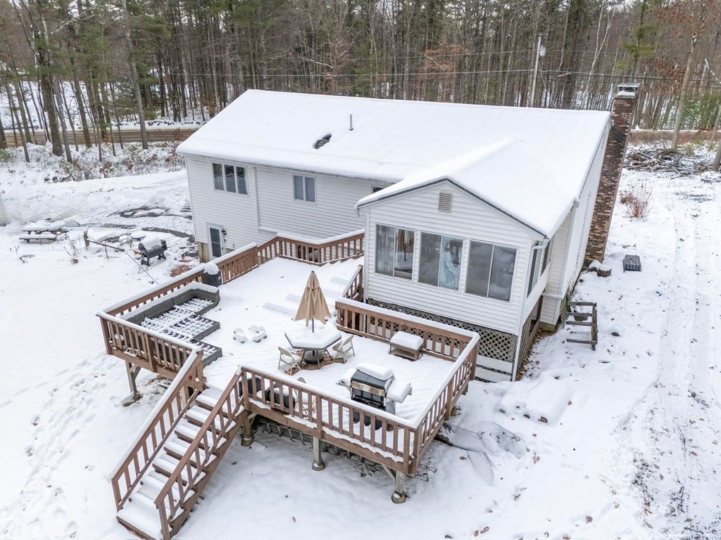Photo of 27 South Bow Road, Bow, NH 03304 (MLS # 5072100)