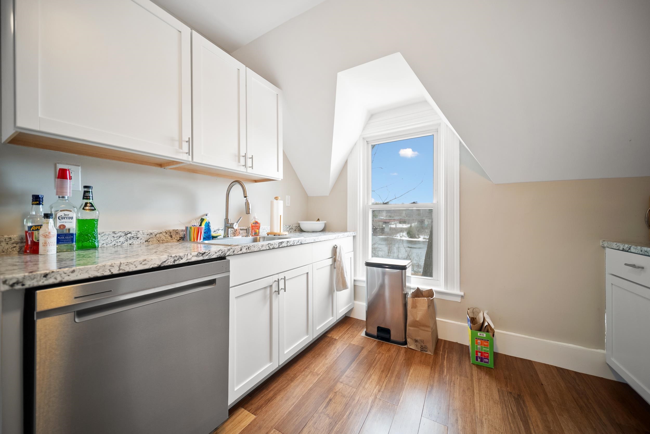 449 West River Road 2