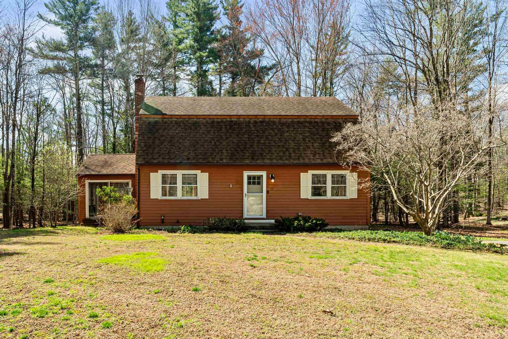 Photo of 12 Dogtown Road, Exeter, NH 03833 (MLS # 5086040)