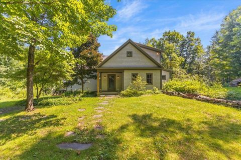 4996 Hollister Hill Road Marshfield VT 05658