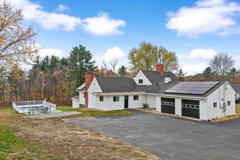 175 Saint Anselm Drive Goffstown NH 03045