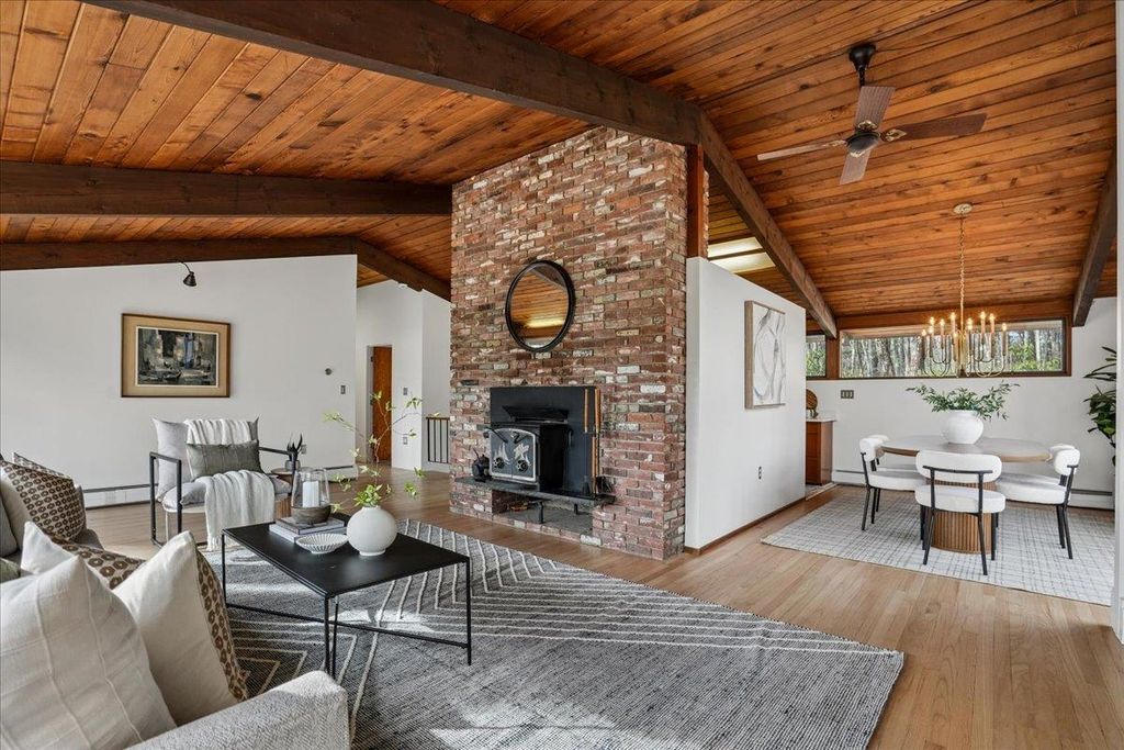 Photo of 56 Piscataqua Road, Dover, NH 03820 (MLS # 5083992)