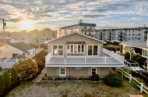 917 Ocean Boulevard Hampton NH 03842