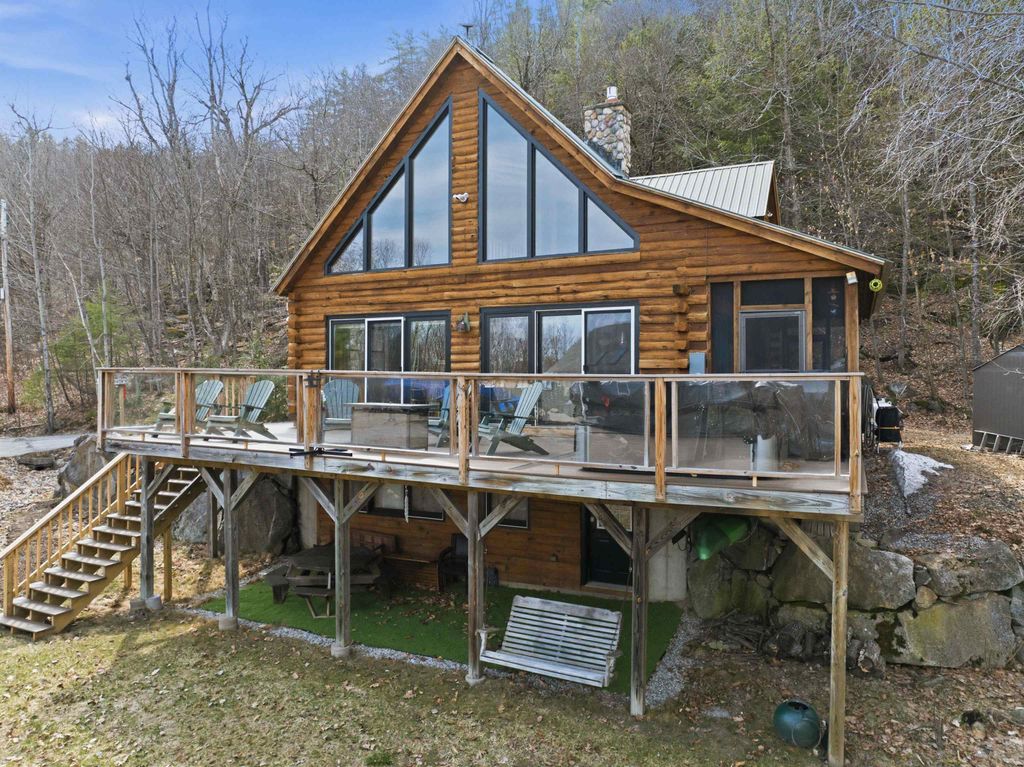 Photo of 139 Ledgeview Shores Drive, Alexandria, NH 03222 (MLS # 5083726)