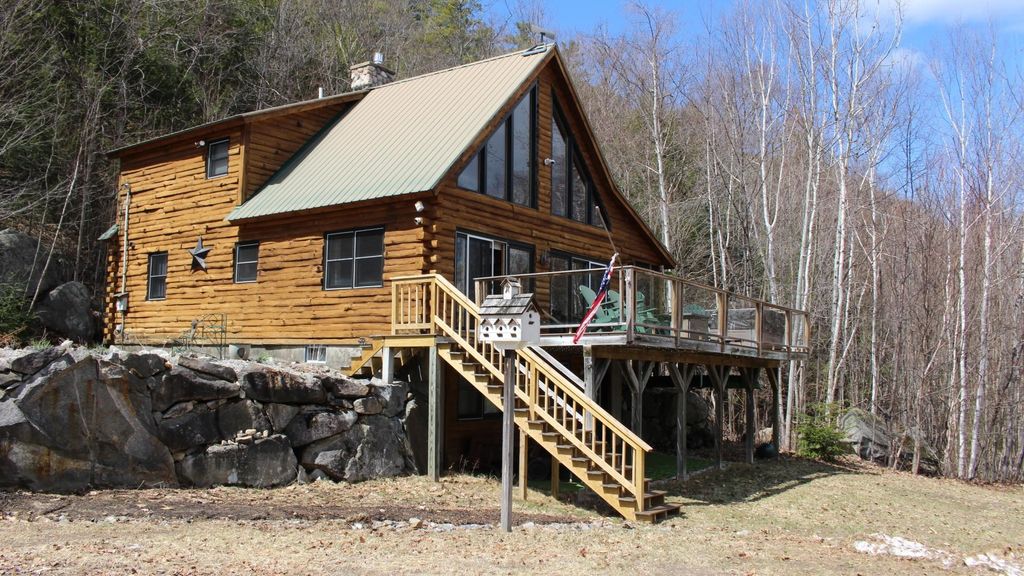 Photo of 139 Ledgeview Shores Drive, Alexandria, NH 03222 (MLS # 5083726)