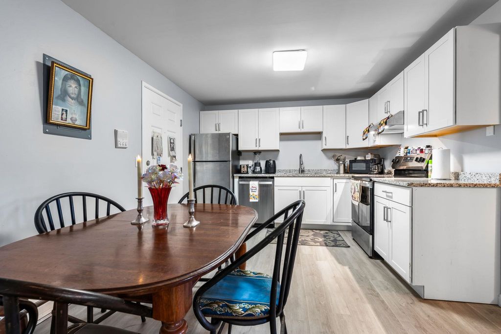 Photo of 12 E Side Drive #106, Concord, NH 03301 (MLS # 5072454)