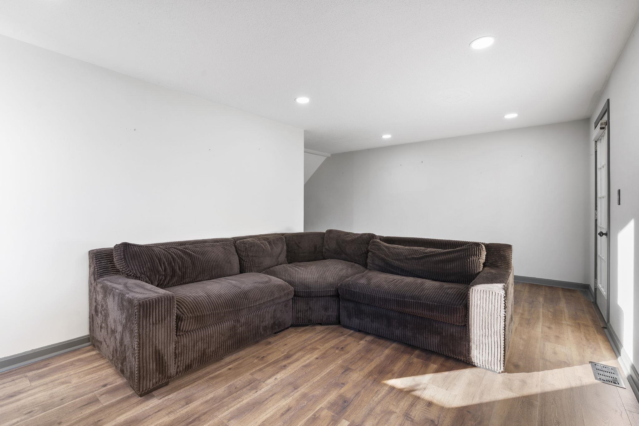 4 Newells Meadow Lane Unit 2